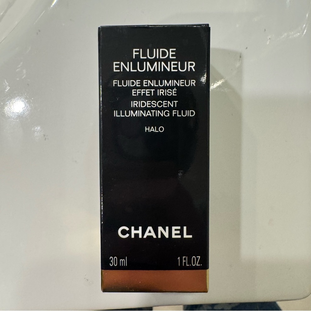 CHANEL FLUIDE ENLUMINEUR Iridescent Illuminating Fluid Halo - Picture 2 of 10